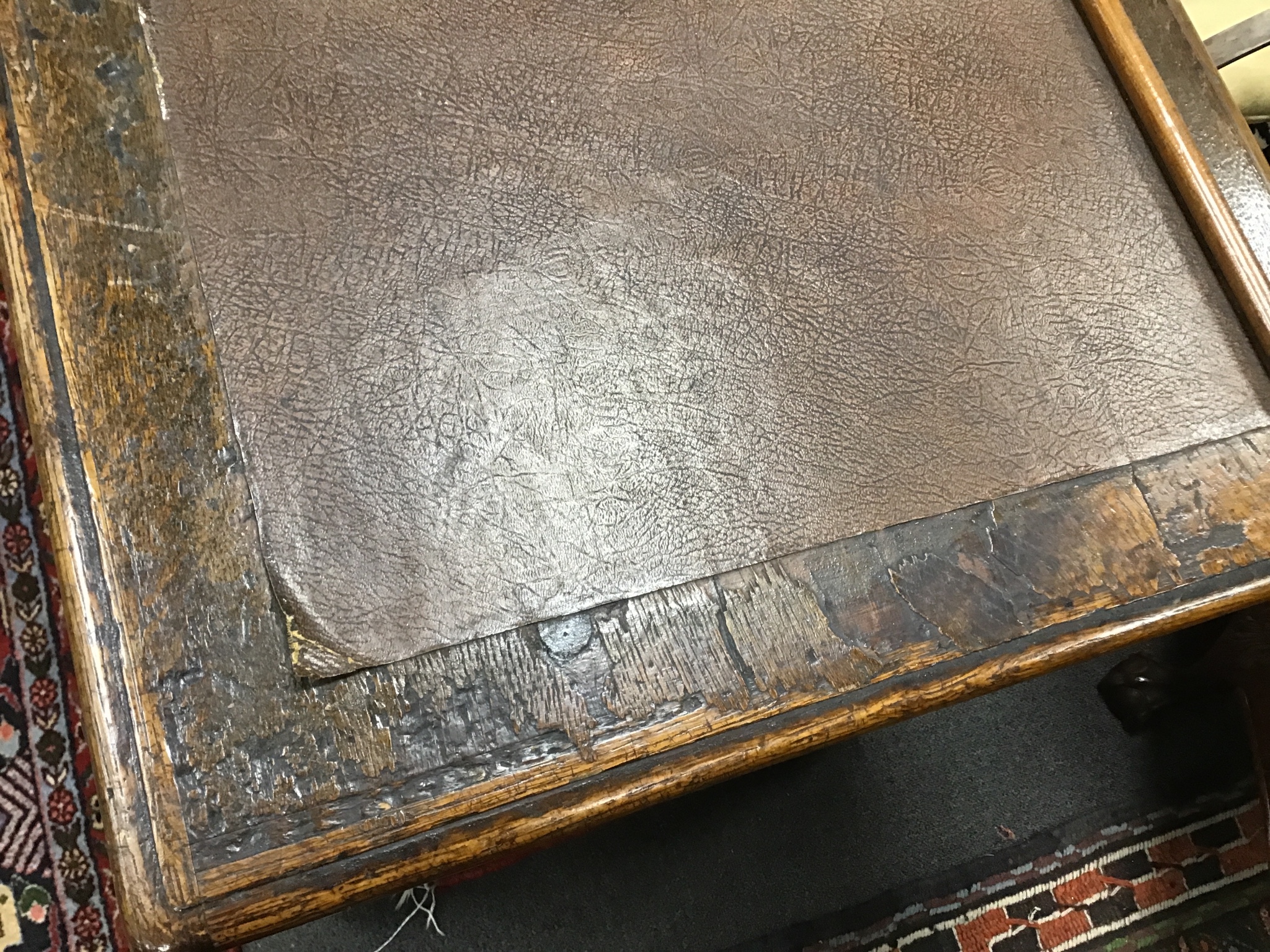 A Victorian oak nine drawer pedestal desk width 117cm, depth 60cm, height 73cm